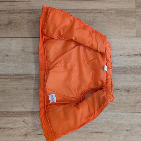 Y2K Disney Tigger Puffer Vest - Picture 6 of 7